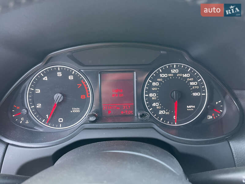 Внедорожник / Кроссовер Audi Q5 2011 в Полтаве