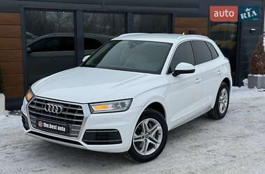 Внедорожник / Кроссовер Audi Q5 2018 в Ровно