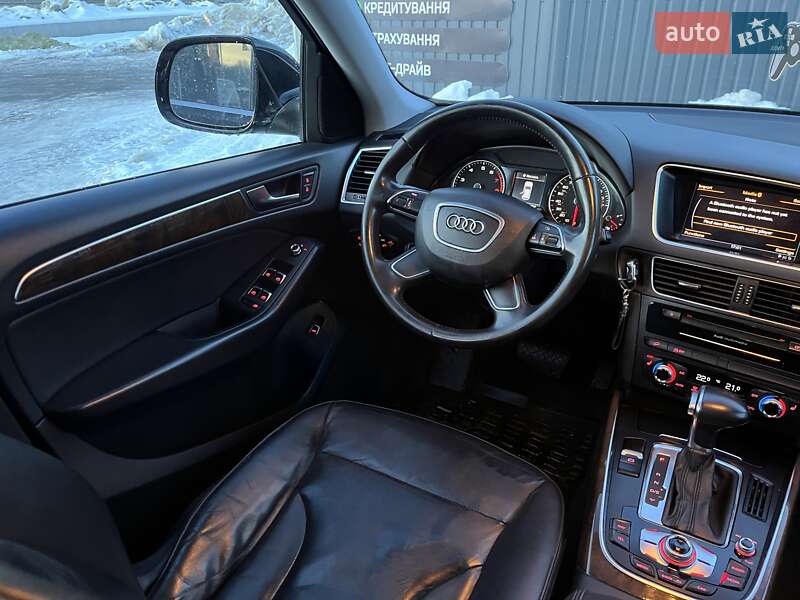 Внедорожник / Кроссовер Audi Q5 2015 в Львове