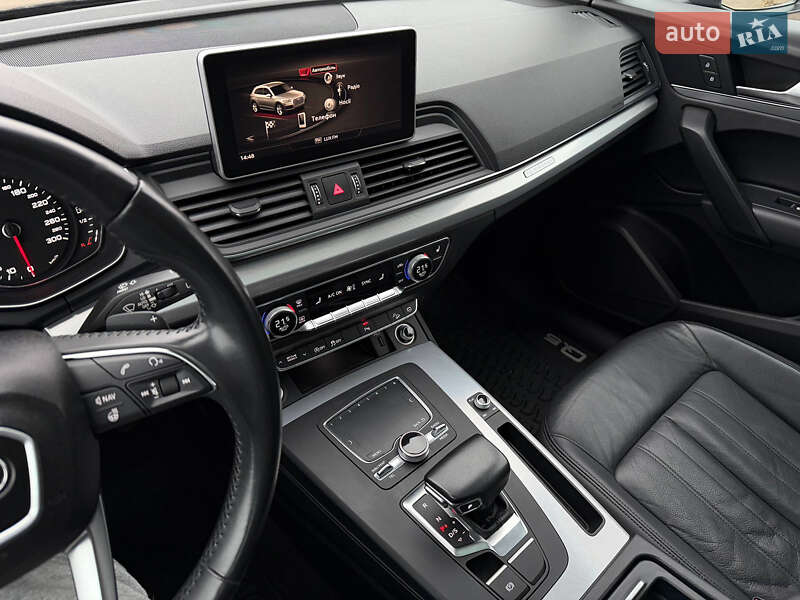 Позашляховик / Кросовер Audi Q5 2017 в Кривому Розі