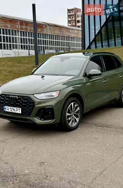 Позашляховик / Кросовер Audi Q5 2022 в Києві