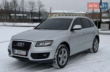 Внедорожник / Кроссовер Audi Q5 2010 в Полтаве