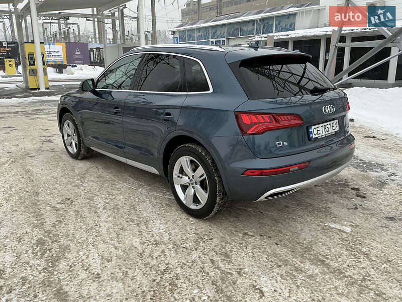 Внедорожник / Кроссовер Audi Q5 2018 в Черновцах