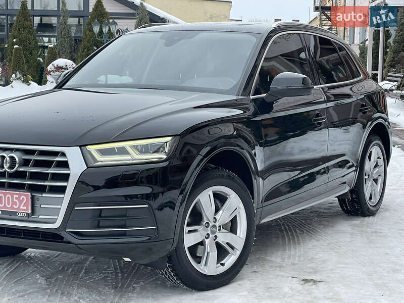 Позашляховик / Кросовер Audi Q5 2018 в Стрию