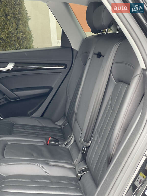 Позашляховик / Кросовер Audi Q5 2018 в Стрию