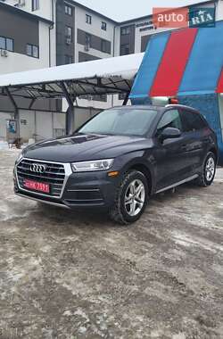 Позашляховик / Кросовер Audi Q5 2018 в Києві