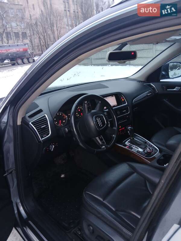 Внедорожник / Кроссовер Audi Q5 2012 в Запорожье