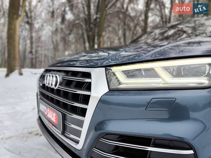 Позашляховик / Кросовер Audi Q5 2017 в Києві