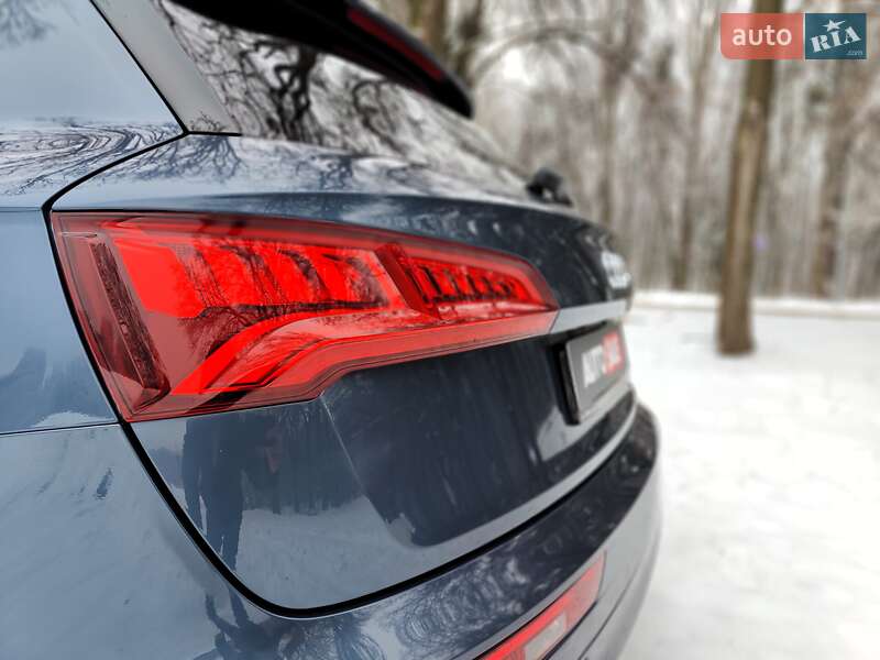 Позашляховик / Кросовер Audi Q5 2017 в Києві