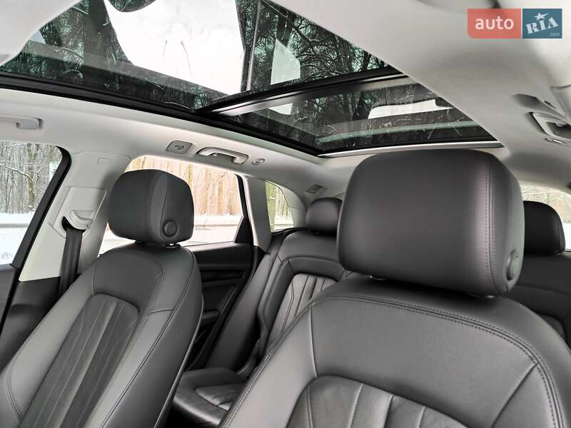 Позашляховик / Кросовер Audi Q5 2017 в Києві