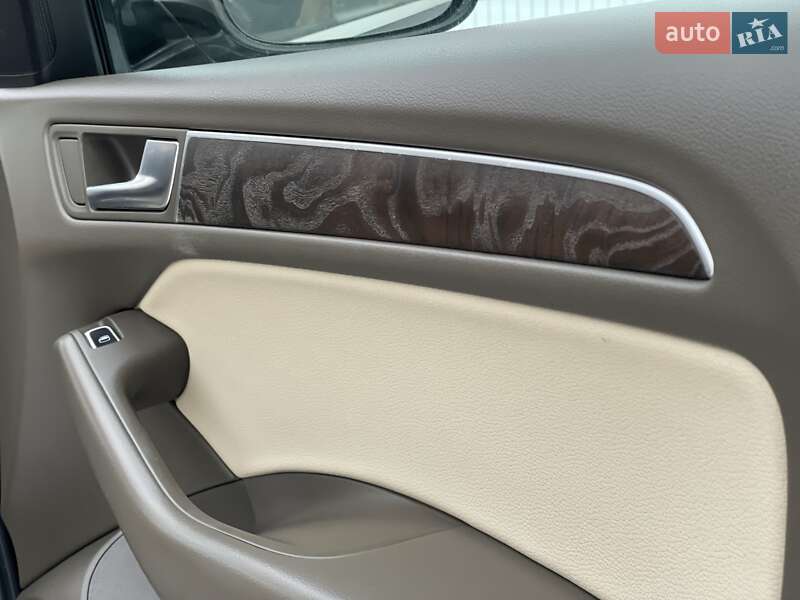 Внедорожник / Кроссовер Audi Q5 2015 в Бердичеве