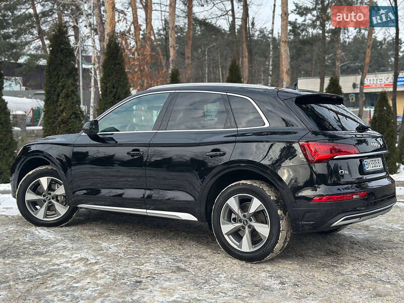 Позашляховик / Кросовер Audi Q5 2023 в Києві