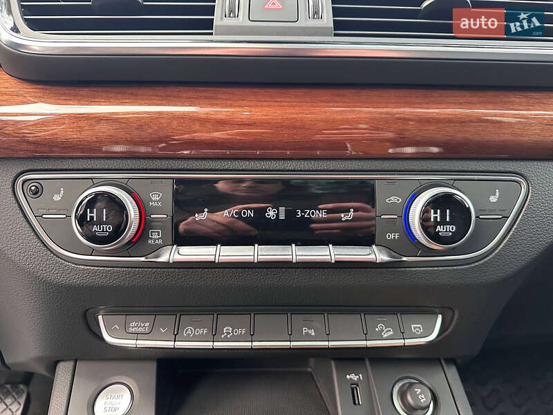 Позашляховик / Кросовер Audi Q5 2023 в Києві