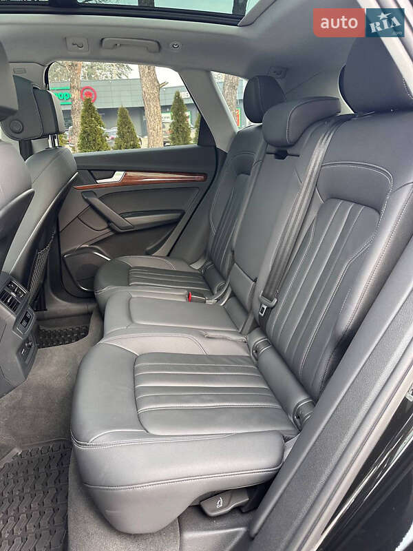 Позашляховик / Кросовер Audi Q5 2023 в Києві