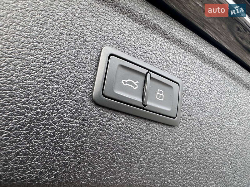 Позашляховик / Кросовер Audi Q5 2023 в Києві