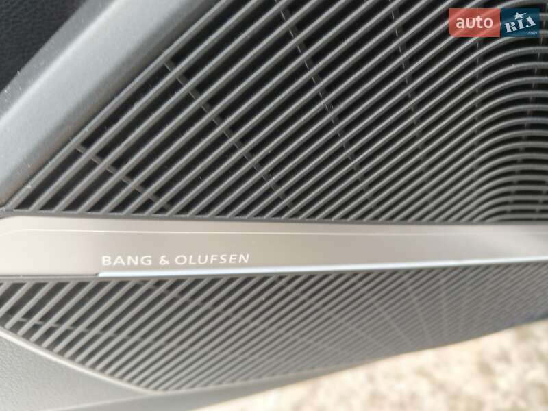 Позашляховик / Кросовер Audi Q5 2022 в Рівному