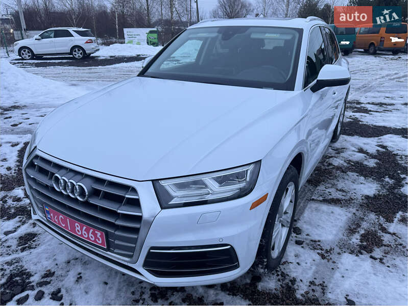 Внедорожник / Кроссовер Audi Q5 2020 в Луцке