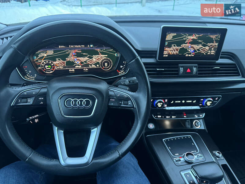 Внедорожник / Кроссовер Audi Q5 2020 в Луцке