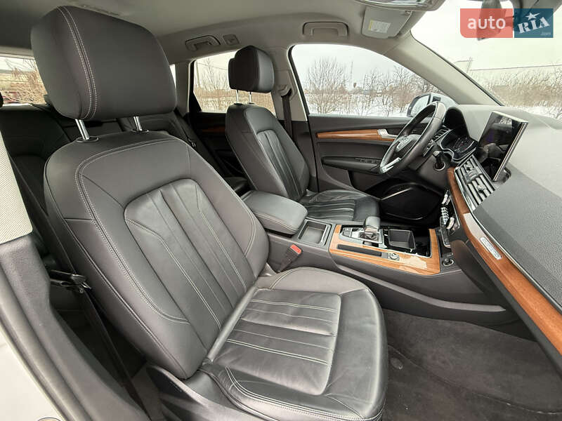 Позашляховик / Кросовер Audi Q5 2020 в Стрию