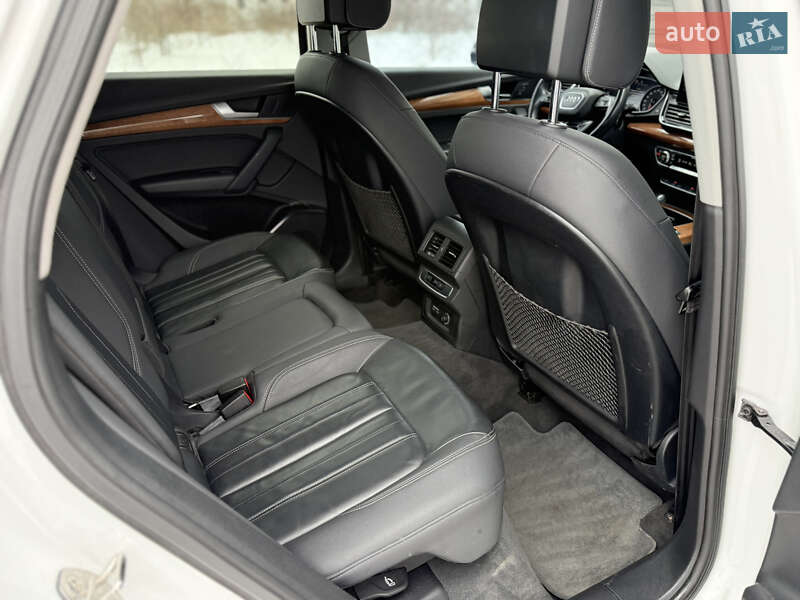 Позашляховик / Кросовер Audi Q5 2020 в Стрию