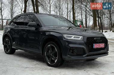 Внедорожник / Кроссовер Audi Q5 2020 в Ивано-Франковске