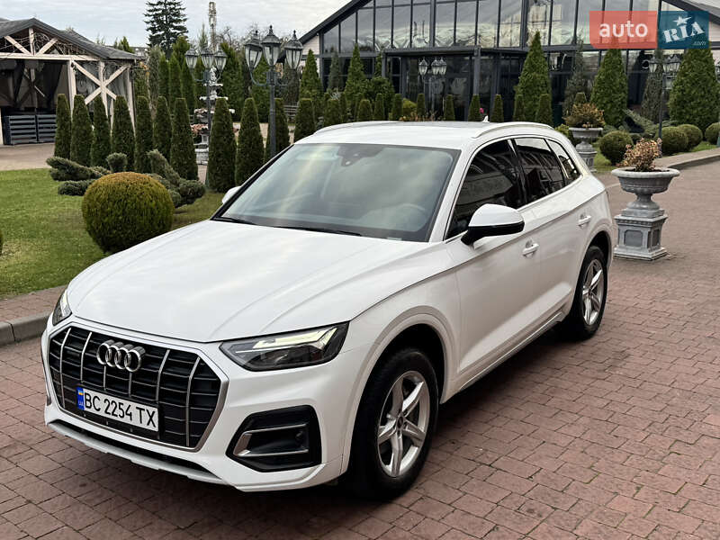 Позашляховик / Кросовер Audi Q5 2020 в Стрию