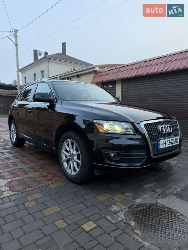 Позашляховик / Кросовер Audi Q5 2011 в Одесі