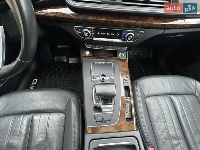 Позашляховик / Кросовер Audi Q5 2017 в Коломиї