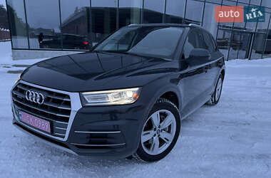 Внедорожник / Кроссовер Audi Q5 2018 в Ровно