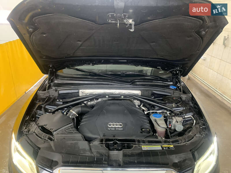 Позашляховик / Кросовер Audi Q5 2015 в Львові