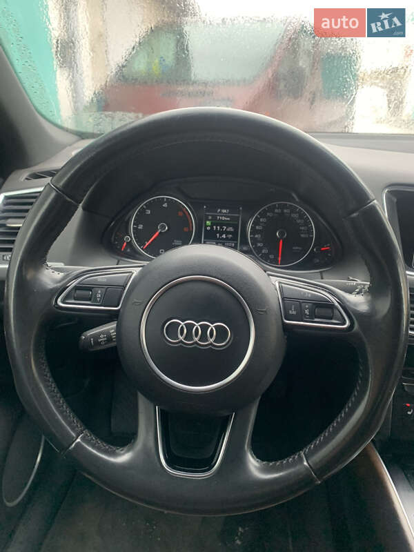 Позашляховик / Кросовер Audi Q5 2015 в Львові