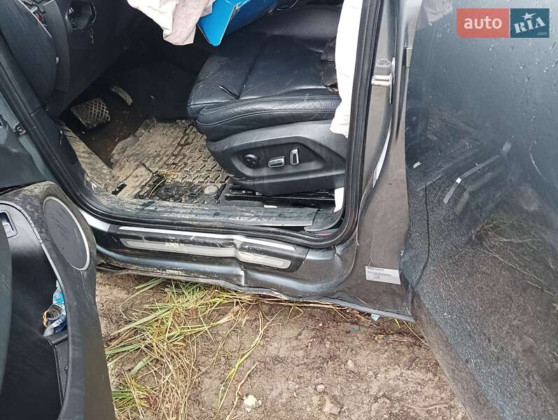 Позашляховик / Кросовер Audi Q5 2016 в Виноградові