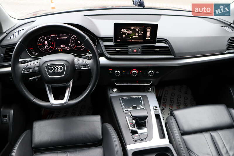 Позашляховик / Кросовер Audi Q5 2020 в Львові