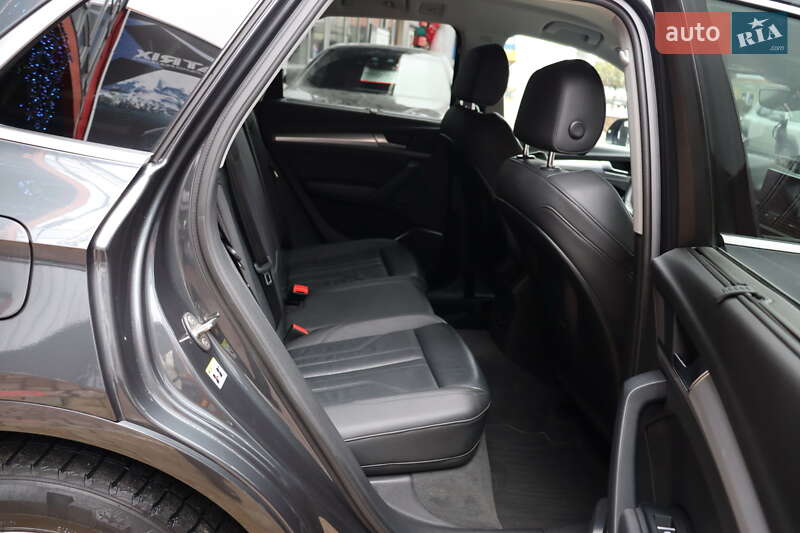 Позашляховик / Кросовер Audi Q5 2020 в Львові