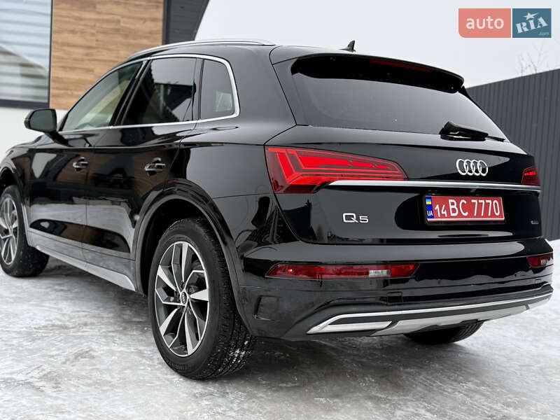 Позашляховик / Кросовер Audi Q5 2020 в Стрию