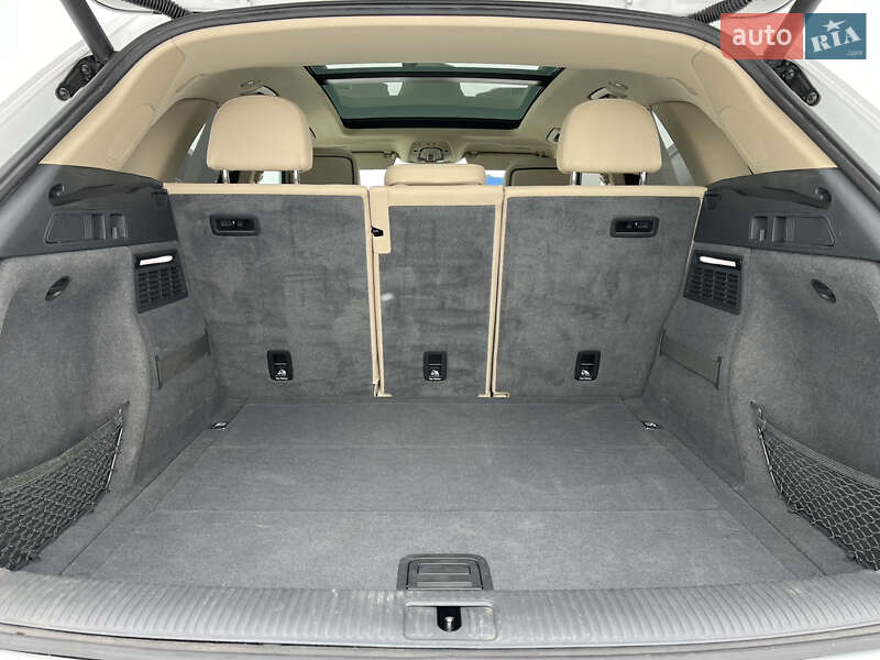 Позашляховик / Кросовер Audi Q5 2018 в Львові