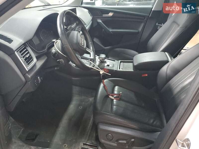 Позашляховик / Кросовер Audi Q5 2020 в Києві фото 7 Позашляховик / Кросовер Audi Q5 2020 в Києві