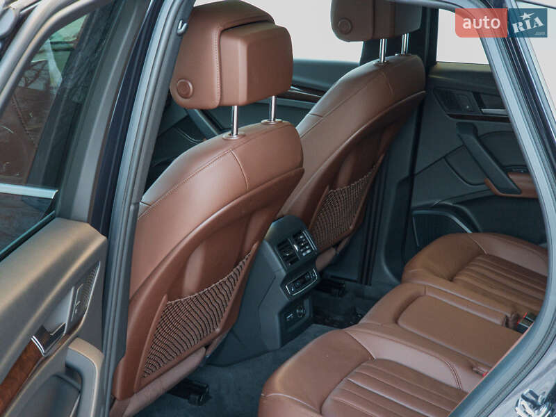 Внедорожник / Кроссовер Audi Q5 2019 в Ровно фото 40 Внедорожник / Кроссовер Audi Q5 2019 в Ровно