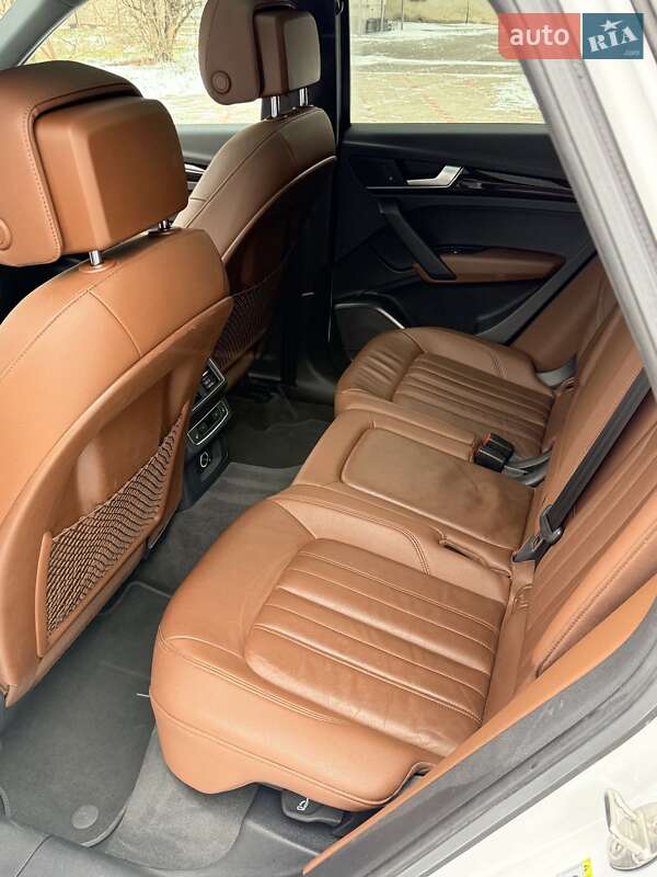 Позашляховик / Кросовер Audi Q5 2018 в Одесі