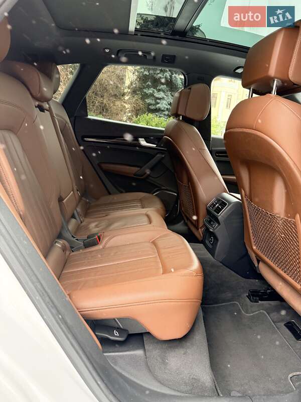 Позашляховик / Кросовер Audi Q5 2018 в Одесі