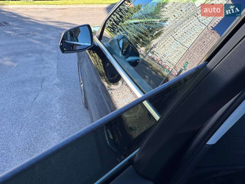 Позашляховик / Кросовер Audi Q5 2016 в Києві