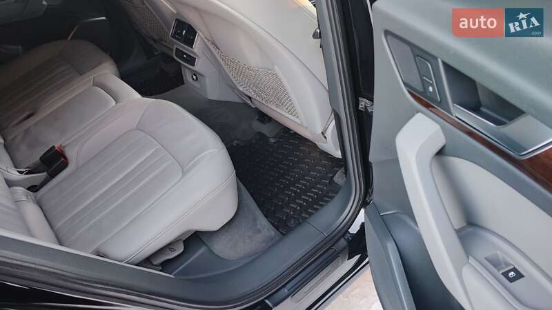 Позашляховик / Кросовер Audi Q5 2019 в Житомирі