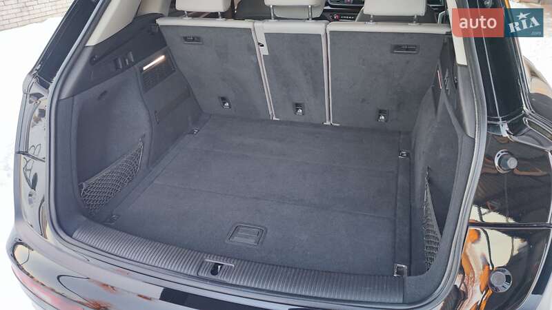 Позашляховик / Кросовер Audi Q5 2019 в Житомирі