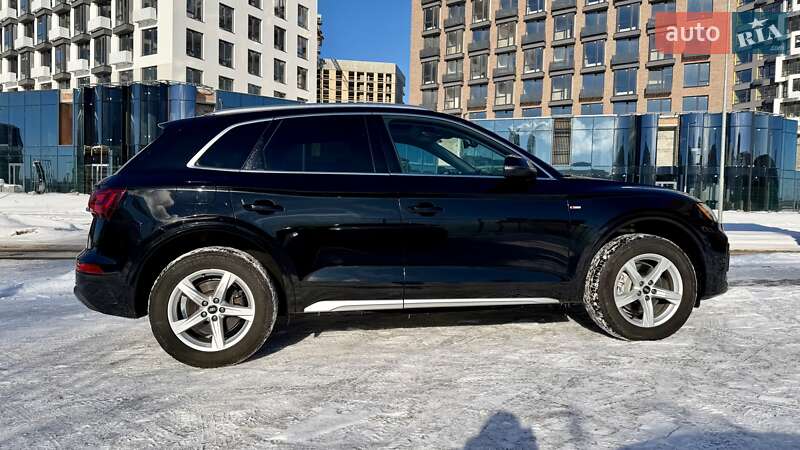 Позашляховик / Кросовер Audi Q5 2023 в Києві