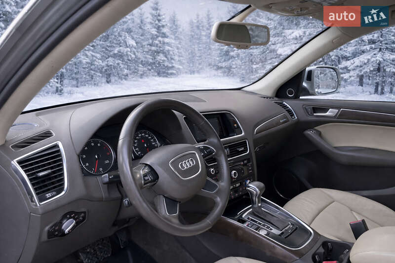 Позашляховик / Кросовер Audi Q5 2013 в Львові