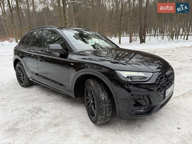 Позашляховик / Кросовер Audi Q5 2022 в Львові