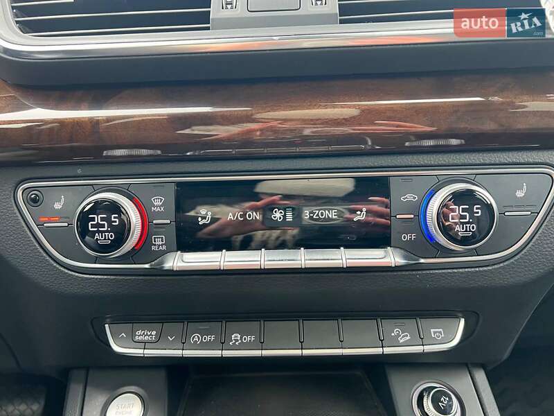 Позашляховик / Кросовер Audi Q5 2017 в Львові