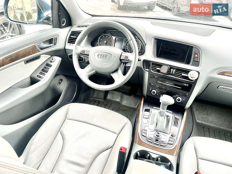 Внедорожник / Кроссовер Audi Q5 2016 в Кропивницком