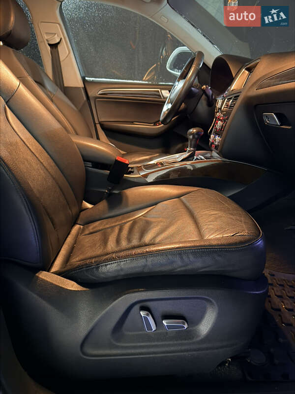 Позашляховик / Кросовер Audi Q5 2014 в Луцьку