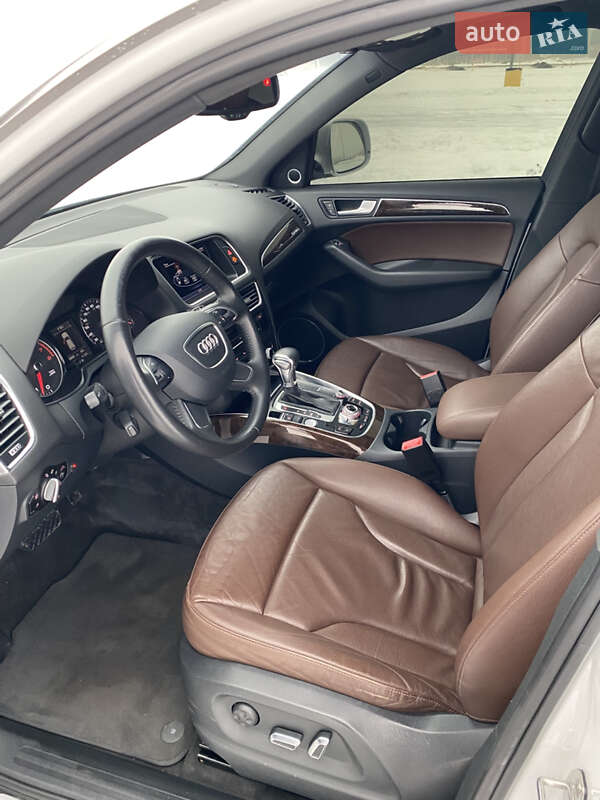 Позашляховик / Кросовер Audi Q5 2013 в Львові